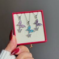 گردنبند پروانه با آویز