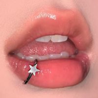 پیرسینگ فیک لب ستاره