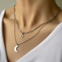 گردنبند دولاین ماه و ستاره