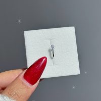 پیرسینگ فیک بینی نگین طلایی و سفید