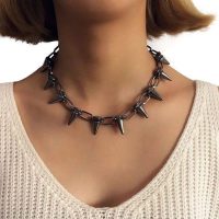 گردنبند چوکر اسپایکی