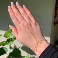 تمیمه دست ظریف طلایی و نقره ای