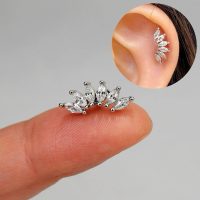 پیرسینگ گوش هلیکس جواهری